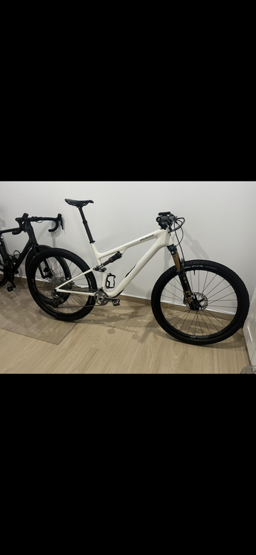 Used Specialized Epic 8 EVO Pro Frameset - FOX FLOAT Factory 2024 Frameset 2024 Mountainbike, White, 29 — image 2 of 3