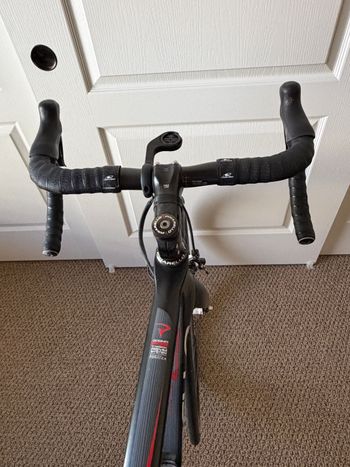 Used Pinarello DOGMA F8 2016 2016 Road & Gravel, Black — image 4 of 5