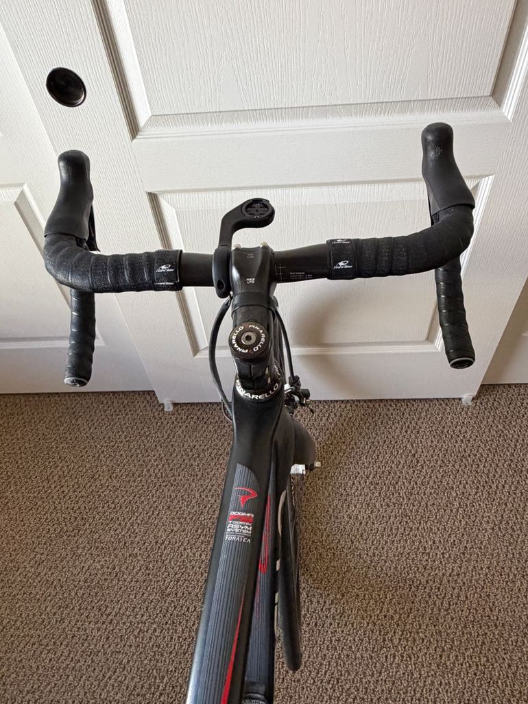 Used Pinarello DOGMA F8 2016 2016 Road & Gravel, Black — image 4 of 5