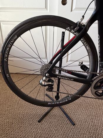 Used Pinarello DOGMA F8 2016 2016 Road & Gravel, Black — image 3 of 5