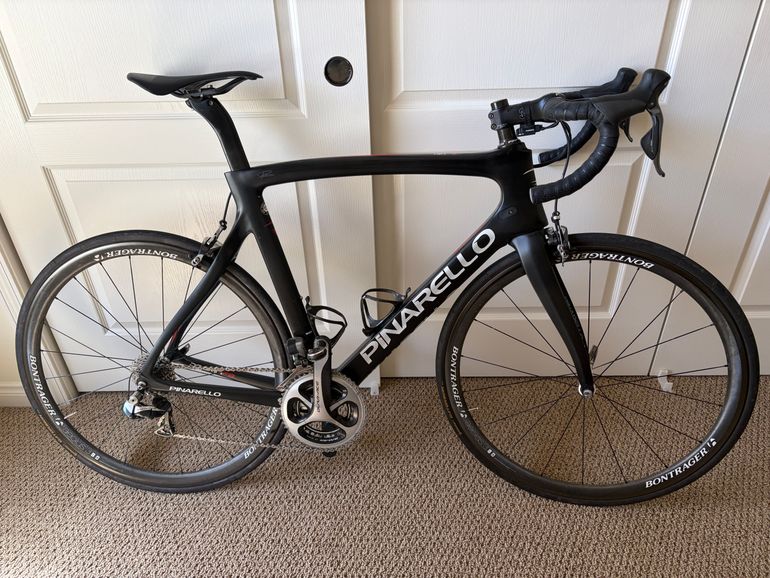 Used Pinarello DOGMA F8 2016 2016 Road & Gravel, Black — image 1 of 5