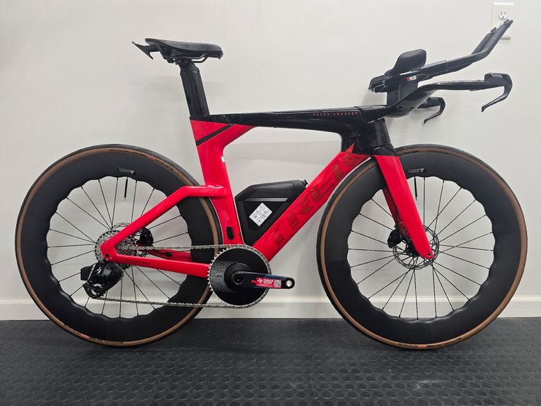 Used Trek Speed Concept SLR 7 AXS 2026 2026 Road & Gravel, Red — image 1 of 17