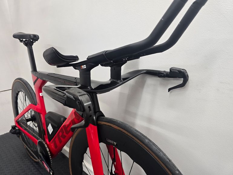 Used Trek Speed Concept SLR 7 AXS 2026 2026 Road & Gravel, Red — image 8 of 17