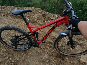 Ghost KATO FS Universal 2021 2021 Mountainbike d'occasion — image 2 sur 4