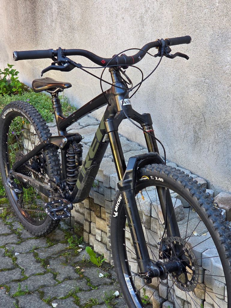 Used Trek Remedy 8 27.5 2019 2019 Mountainbike, Black, 27.5 — image 5 of 5