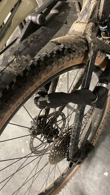 Tweedehands Trek Powerfly FS 4 2022 2022 Mountainbike — afbeelding 4 van 4