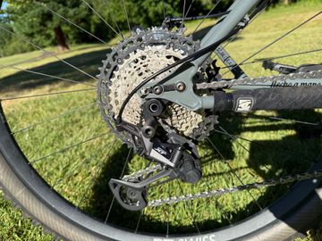 Used Marino Custom Shimano Deore XT 2024 Mountainbike, Light Gray — image 3 of 9