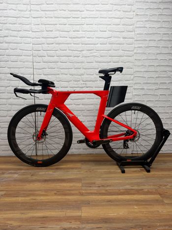 Used A2 Speed AXS 2025 2025 Road & Gravel, Red — image 4 of 6