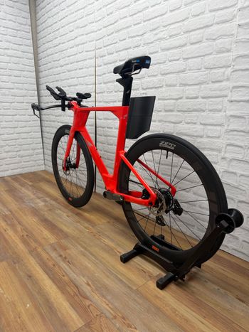 Used A2 Speed AXS 2025 2025 Road & Gravel, Red — image 6 of 6