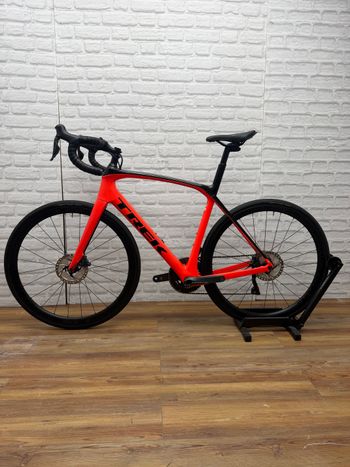 Used Trek Domane SLR 7 2020 2020 Road & Gravel, Red — image 4 of 6