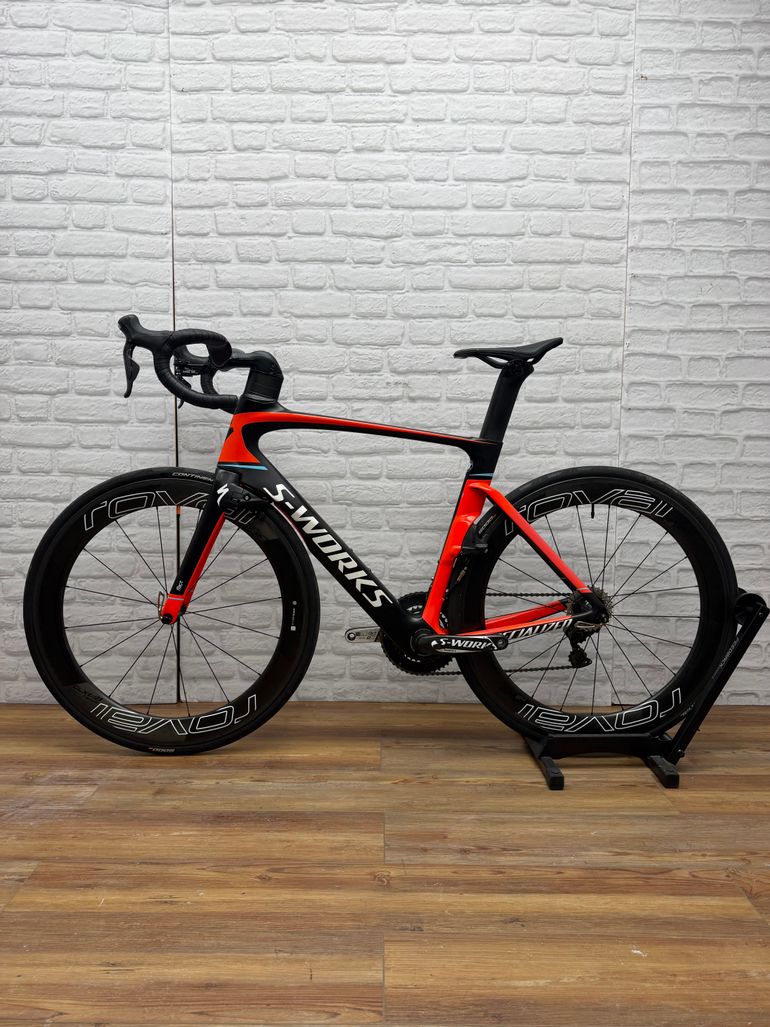 Used Specialized S-Works Venge ViAS Di2 2016 2016 Road & Gravel, Black — image 4 of 6