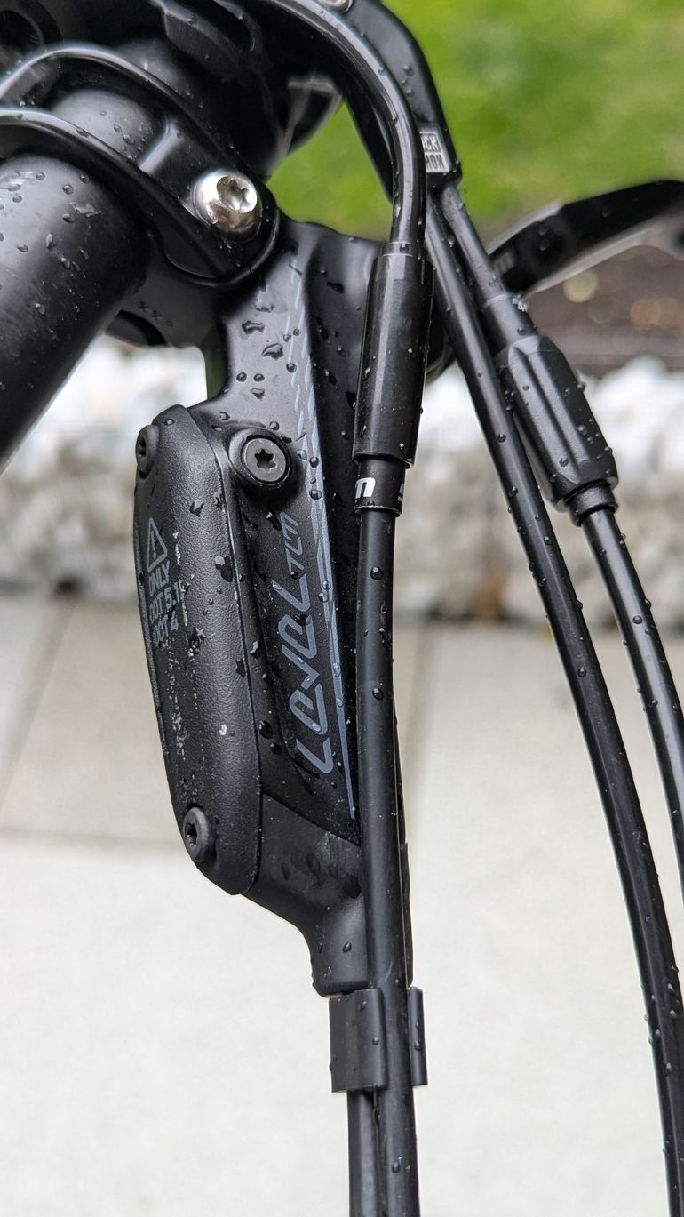 Used Mondraker F-PODIUM CARBON DC RR 2023 2023 Mountainbike, Light Gray, 29 — image 9 of 15