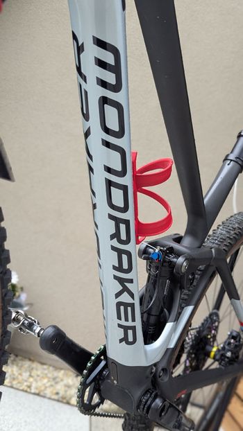 Used Mondraker F-PODIUM CARBON DC RR 2023 2023 Mountainbike, Light Gray, 29 — image 7 of 15