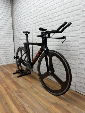 Used Trek Speed Concept 9-Series 2014 2014 Road & Gravel, Black — image 2 of 6