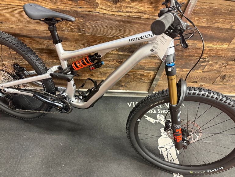 Used Specialized Stumpjumper 15 Fox Coil Alloy 2025 2025 Mountainbike, Light Gray, 29, 27.5 — image 2 of 3