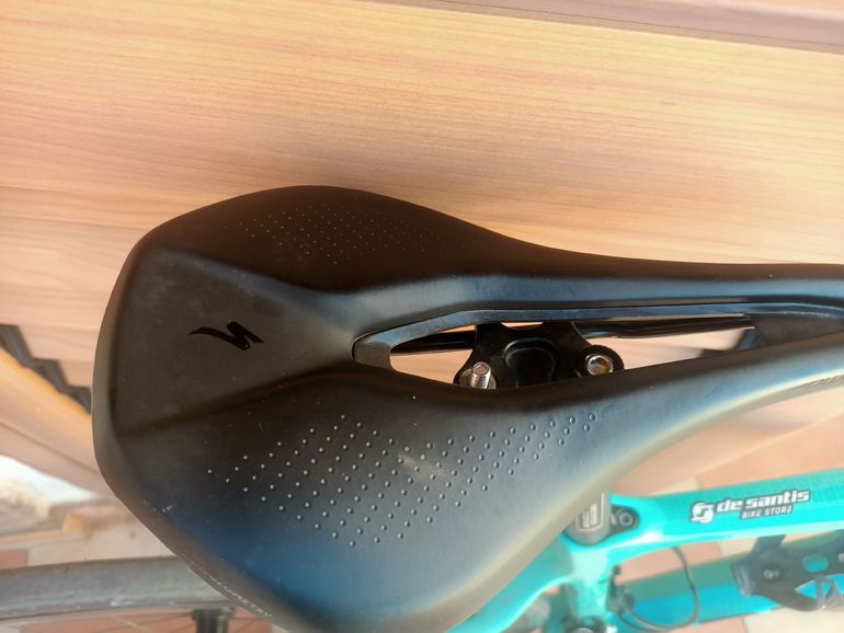 Used Bianchi Sprint Shimano 105 2020 Road & Gravel, Green — image 6 of 9