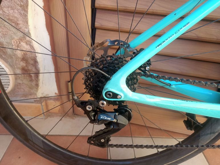 Used Bianchi Sprint Shimano 105 2020 Road & Gravel, Green — image 3 of 9