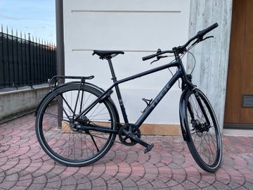 Tweedehands Trek District 3 Equipped 2024 2024 Urban — afbeelding 1 van 6
