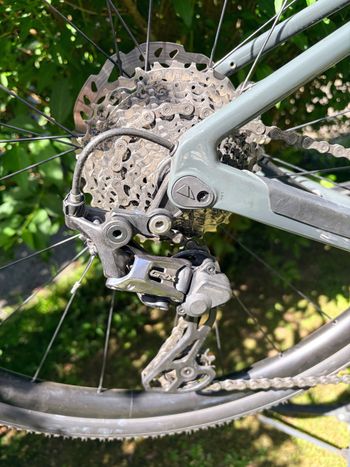 Used Canyon Grail CF SL 7 2023 2023 Road & Gravel — image 2 of 7