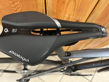 Used Lapierre Xelius DRS 6.0 AXS 2025 2025 Road & Gravel, Light Gray — image 9 of 11