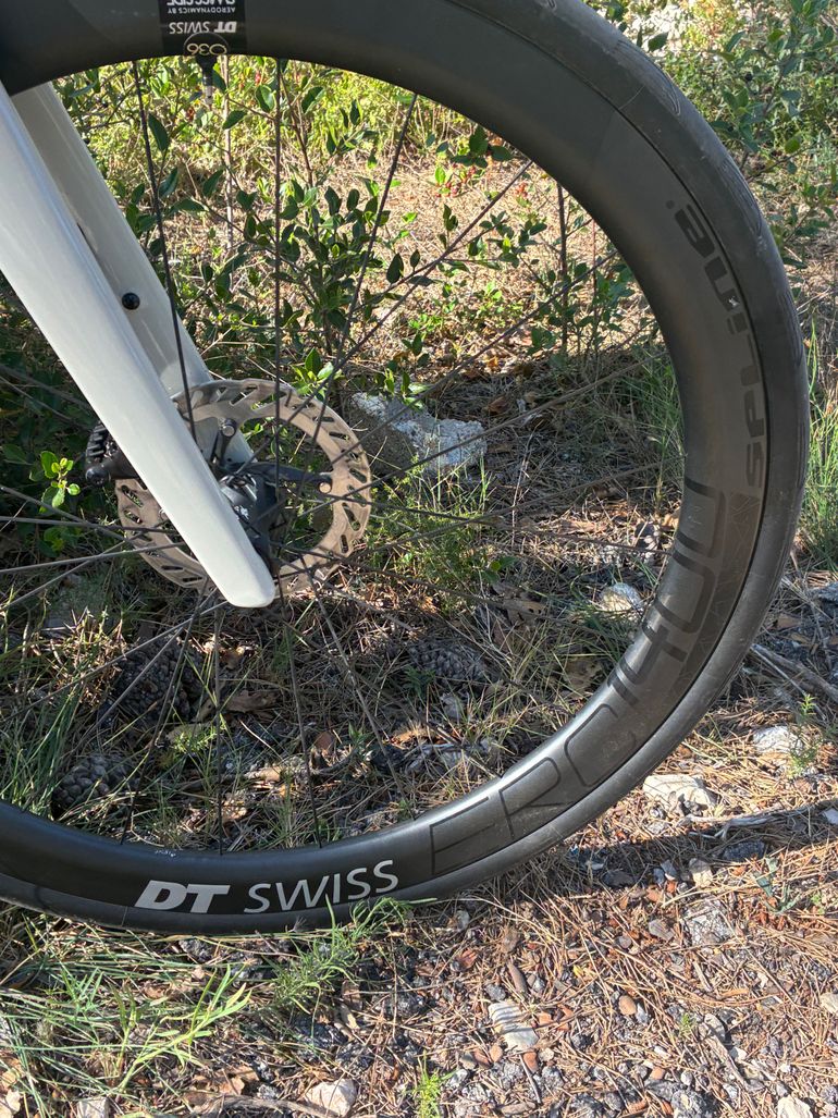 Used Cannondale Synapse Carbon 4 2025 2025 Road & Gravel, White — image 2 of 3