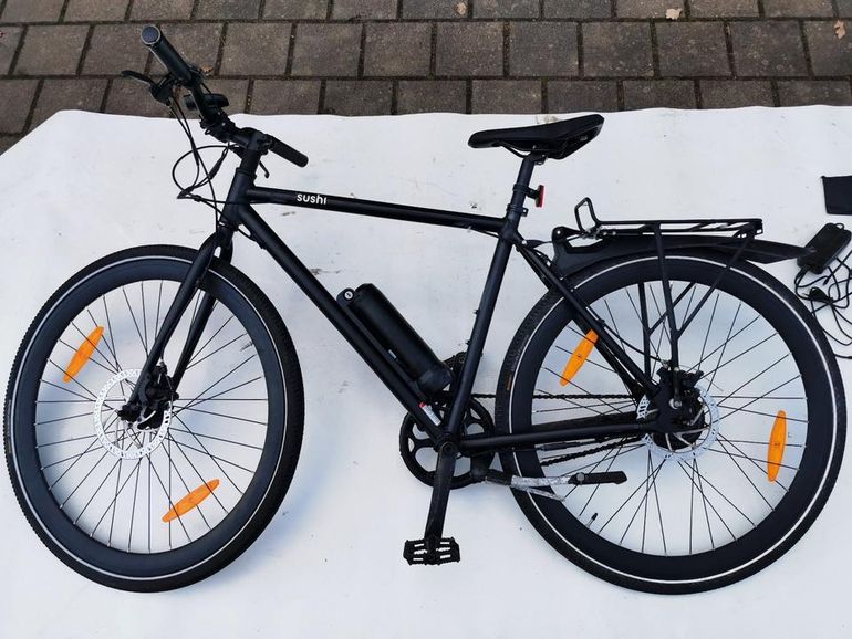 Used SUSHI Bikes Sushi Maki 3.0 Inkl. Zubehör 2024 Urban, Black — image 10 of 15