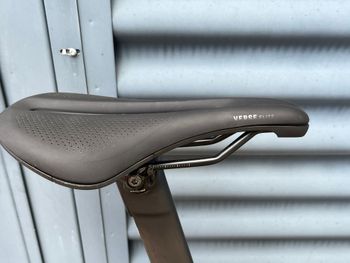 Used Specialized Tarmac SL7 Comp - Shimano 105 Di2 2025 2025 Road & Gravel, Light Gray — image 8 of 8