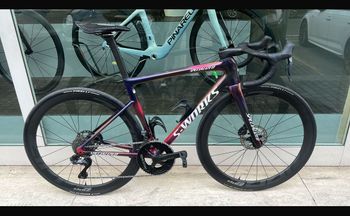 Used Specialized Tarmac Shimano Ultegra Di2 2025 Road & Gravel