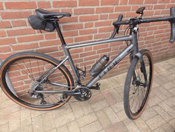 Used CUBE NUROAD RACE 2022 2022 Road & Gravel, Light Gray — image 2 of 14