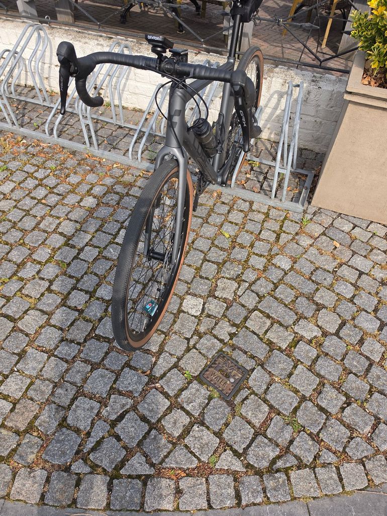 Used CUBE NUROAD RACE 2022 2022 Road & Gravel, Light Gray — image 11 of 14