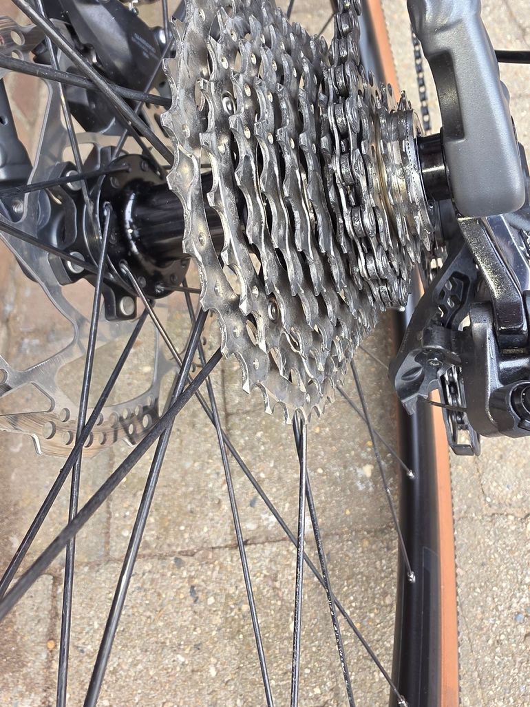 Used CUBE NUROAD RACE 2022 2022 Road & Gravel, Light Gray — image 6 of 14