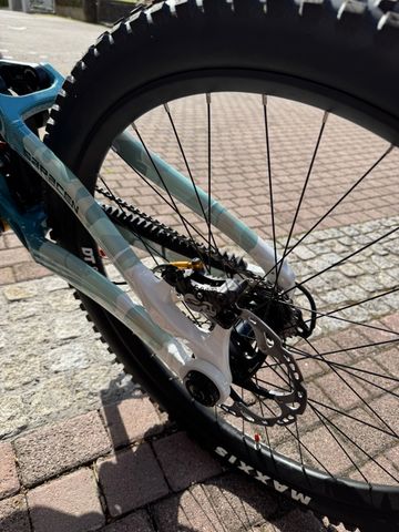 Saracen Myst Team - LTD 2026 2026 Mountainbike usato, Blu — immagine 5 di 18