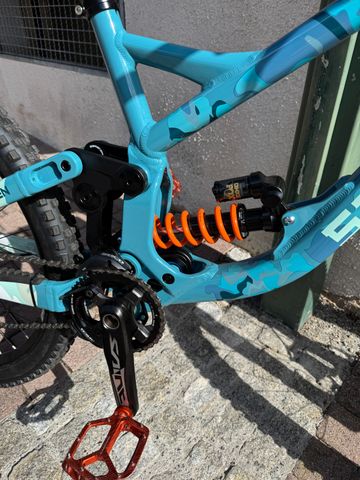 Saracen Myst Team - LTD 2026 2026 Mountainbike usato, Blu — immagine 3 di 18