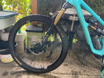 Yt Capra Core 4 2023 Custom SRAM X01 Eagle 2023 Mountainbike usato, Blu — immagine 7 di 14