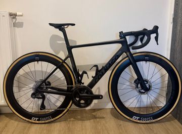 Used Colnago V4Rs Disc Ultegra Di2 8100 w/Fulcrum Racing 600 Wheels 2024 2024 Road & Gravel