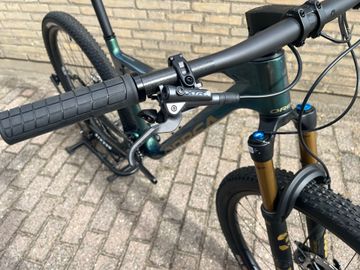 Used Orbea Oiz Shimano Deore XT Di2 2026 Mountainbike, Green — image 7 of 19