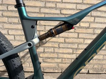 Used Orbea Oiz Shimano Deore XT Di2 2026 Mountainbike, Green — image 2 of 19