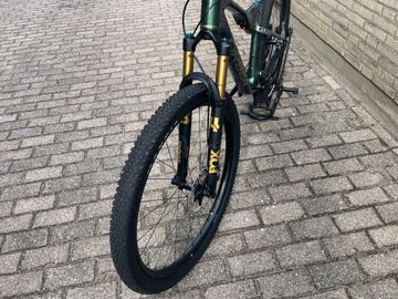 Used Orbea Oiz Shimano Deore XT Di2 2026 Mountainbike, Green — image 11 of 19