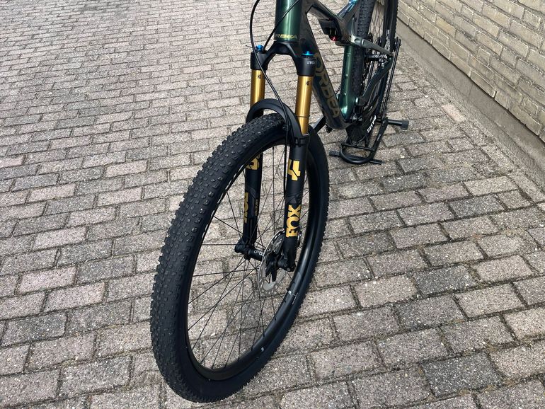 Used Orbea Oiz Shimano Deore XT Di2 2026 Mountainbike, Green — image 11 of 19