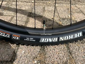 Used Orbea Oiz Shimano Deore XT Di2 2026 Mountainbike, Green — image 4 of 19