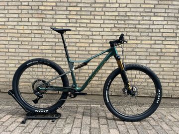 Used Orbea Oiz Shimano Deore XT Di2 2026 MTB