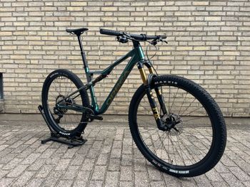 Used Orbea Oiz Shimano Deore XT Di2 2026 Mountainbike, Green — image 5 of 19