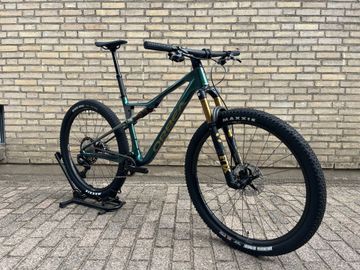 Used Orbea Oiz Shimano Deore XT Di2 2026 Mountainbike, Green — image 5 of 19