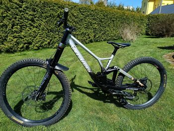 Used Specialized Demo Expert 2022 2022 Mountainbike, Light Gray, 29, 27.5 — image 11 of 11