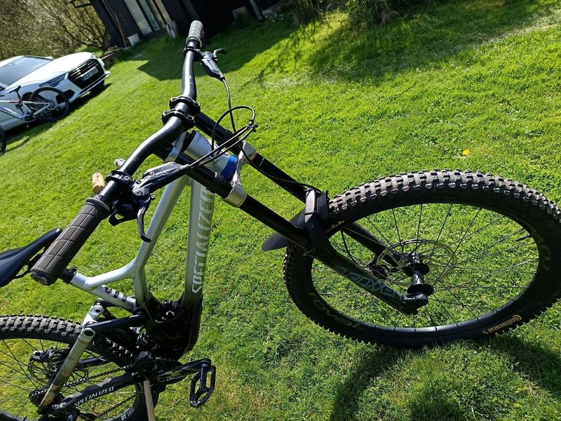 Specialized Demo Expert 2022 2022 Mountainbike d'occasion — image 6 sur 11