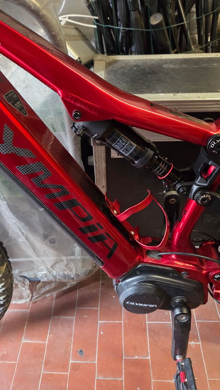 Used Olympia Evo Shimano Deore 2022 Mountainbike, Red — image 3 of 9