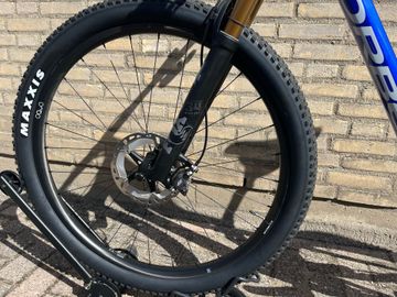 Używany Orbea Oiz Shimano Deore XT Di2 2024 Mountainbike — zdjęcie 16 z 17