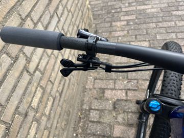 Używany Orbea Oiz Shimano Deore XT Di2 2024 Mountainbike — zdjęcie 9 z 17