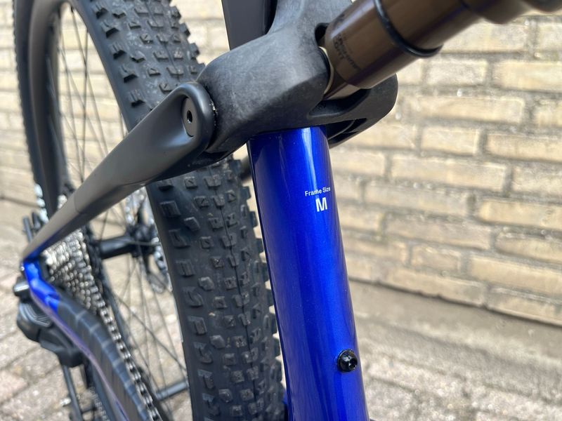 Używany Orbea Oiz Shimano Deore XT Di2 2024 Mountainbike — zdjęcie 12 z 17
