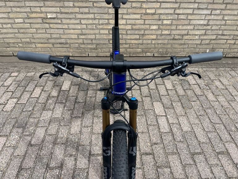Used Orbea OIZ M-PRO 2024 2024 Mountainbike — image 3 of 17
